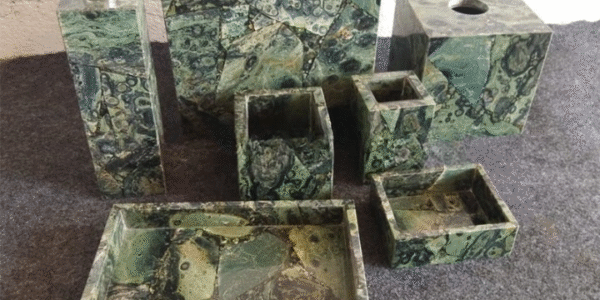Agate Bathroom Accessories - Image 9